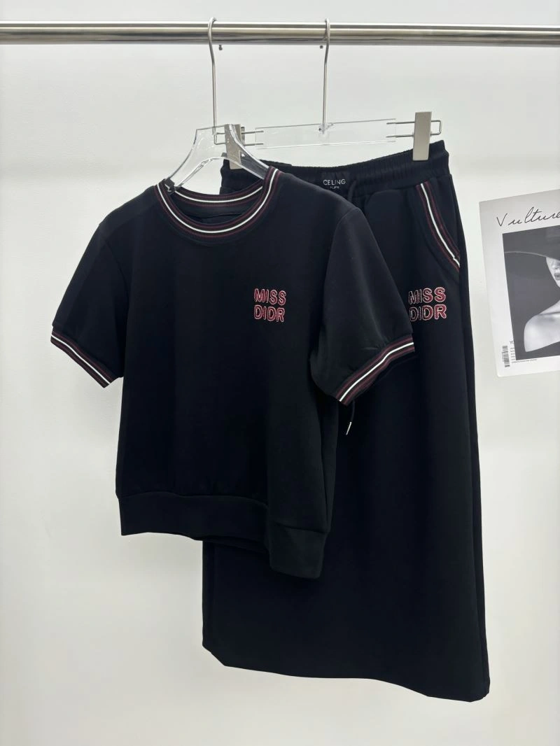 Christian Dior Dress Suits Casual 117623