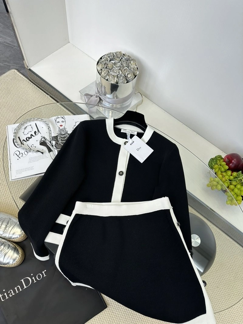 Christian Dior Dress Suits Packable 113074