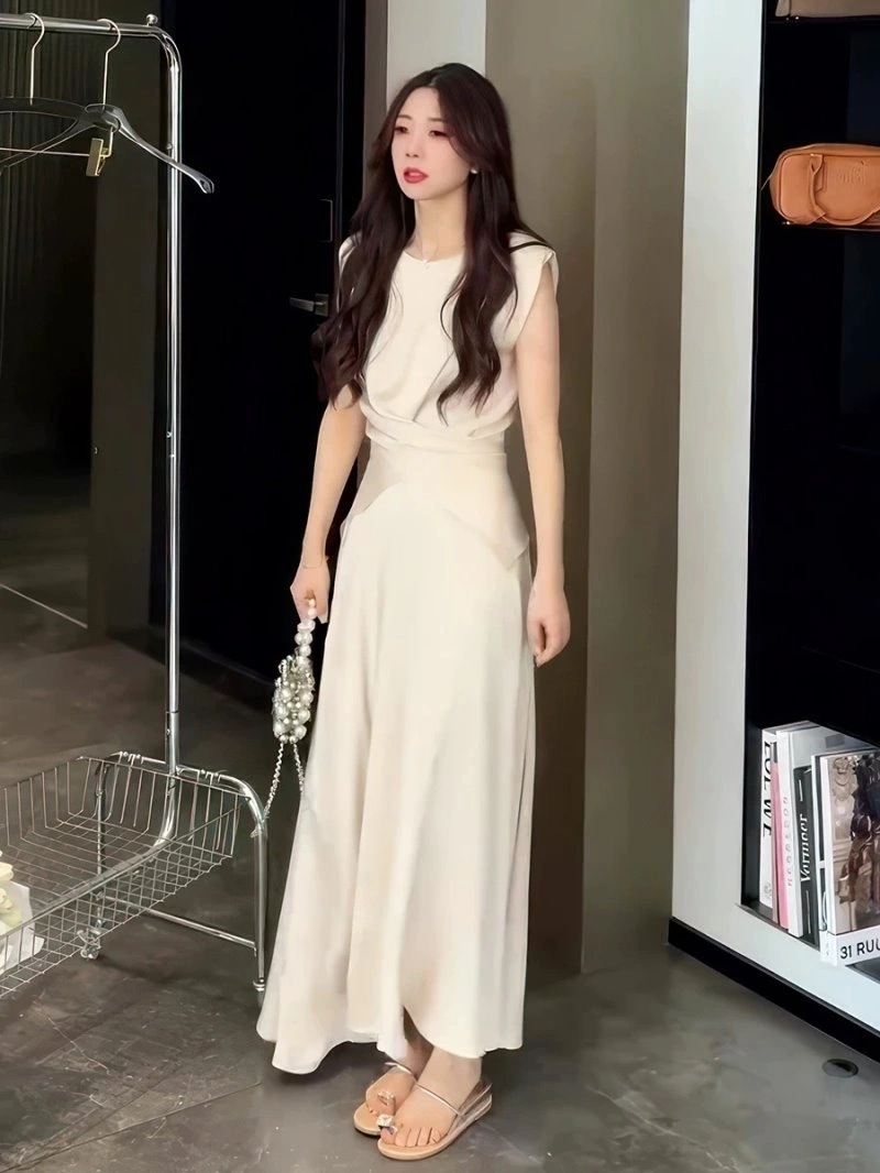 Functional Christian Dior Dress Suits 113073