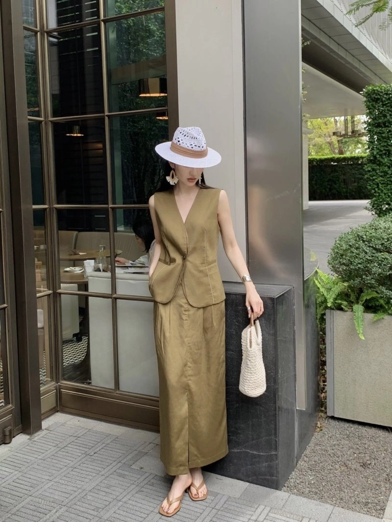 Christian Dior Dress Suits WellDesigned 113060