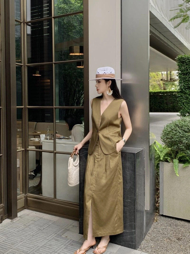 Christian Dior Dress Suits WellDesigned 113060
