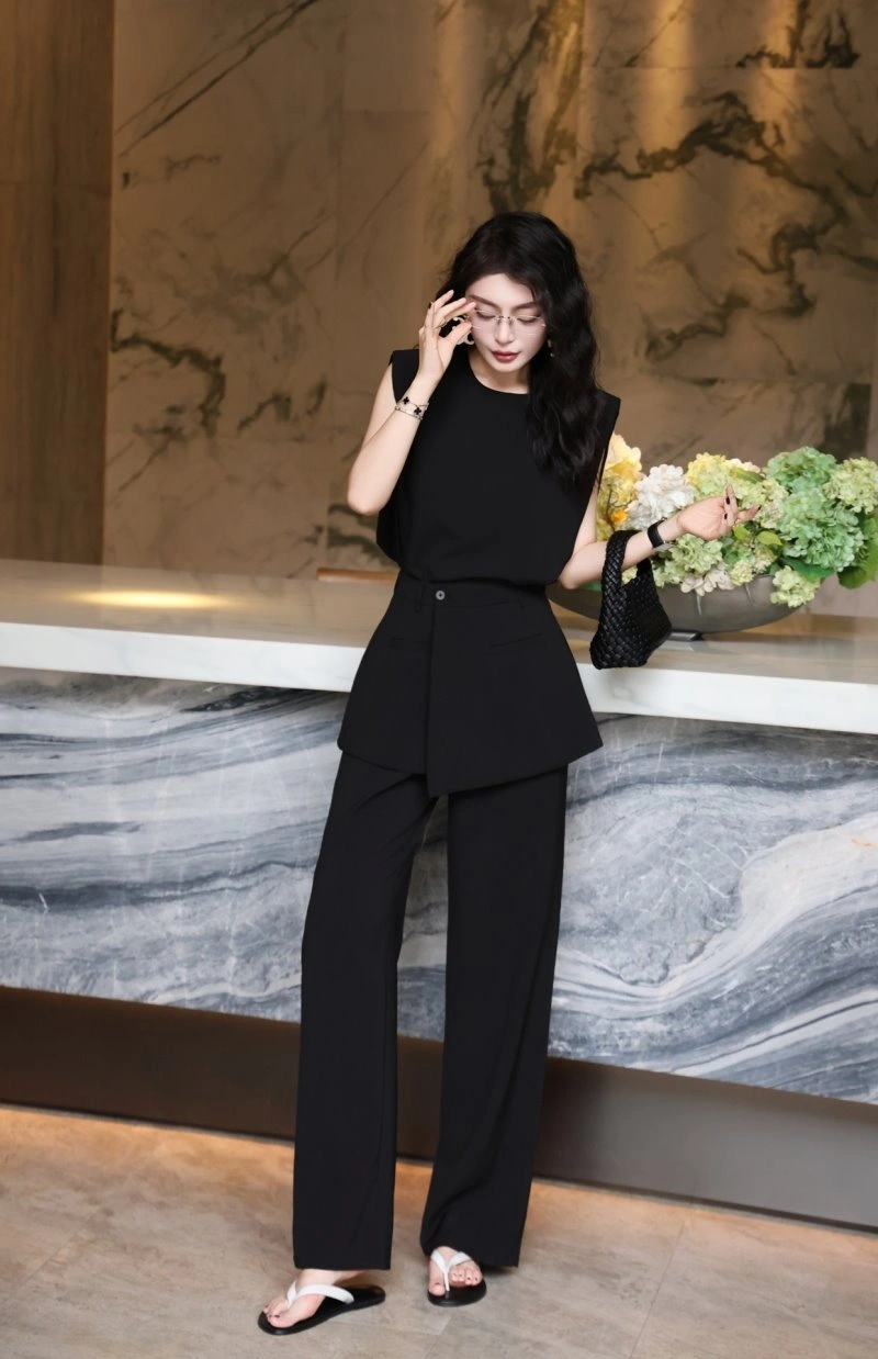Christian Dior Dress Suits ModernLook 114477