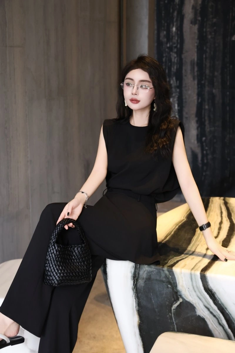 Christian Dior Dress Suits ModernLook 114477