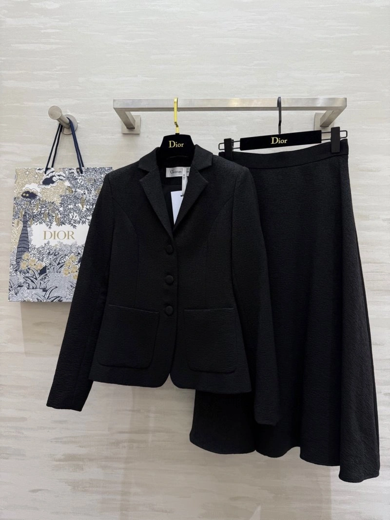 HighPerformance Christian Dior Dress Suits 112297