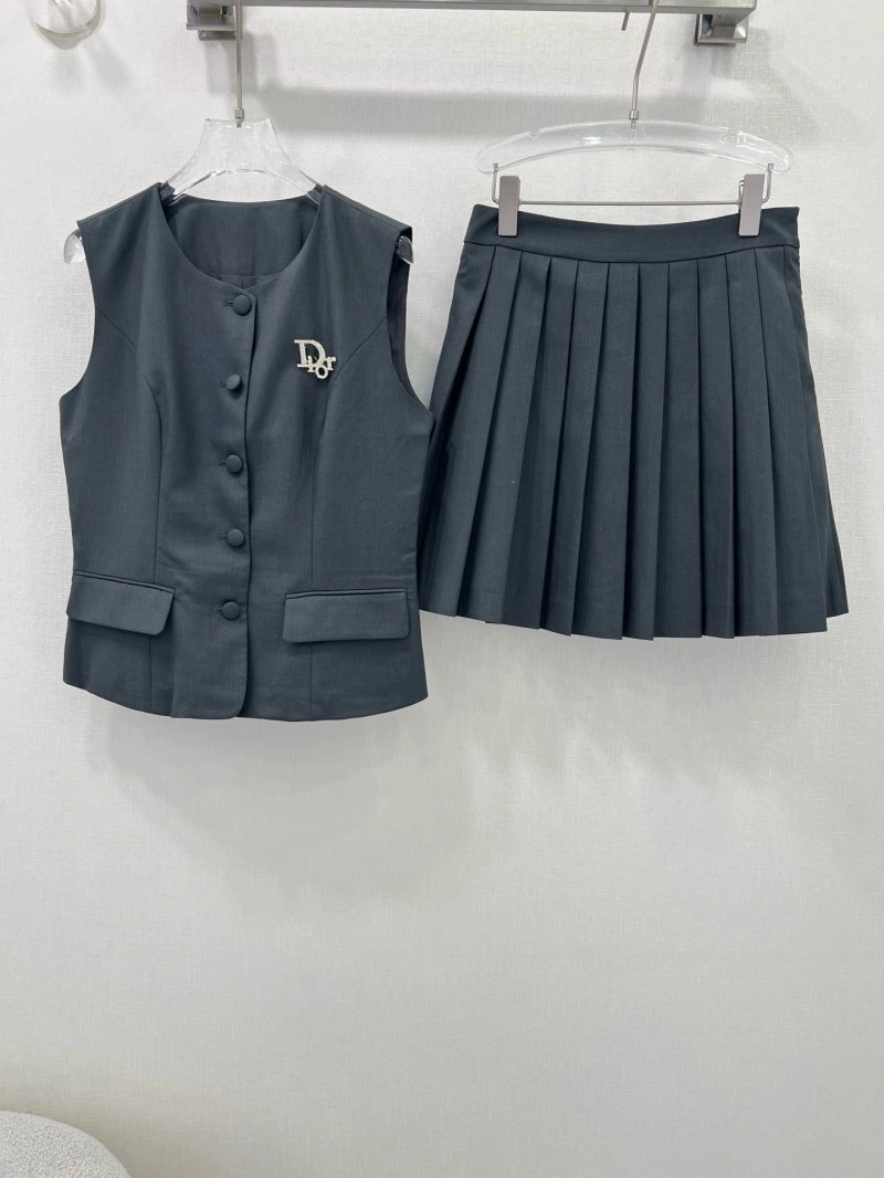 Sustainable Christian Dior Dress Suits 113814