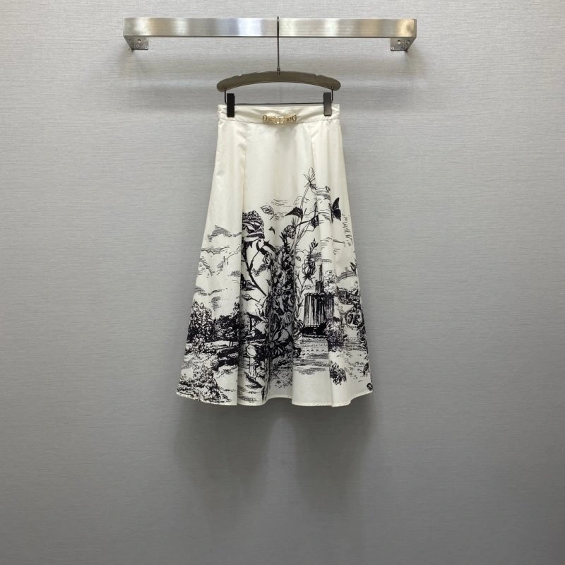 Christian Dior Dress Suits Trendsetting 113494