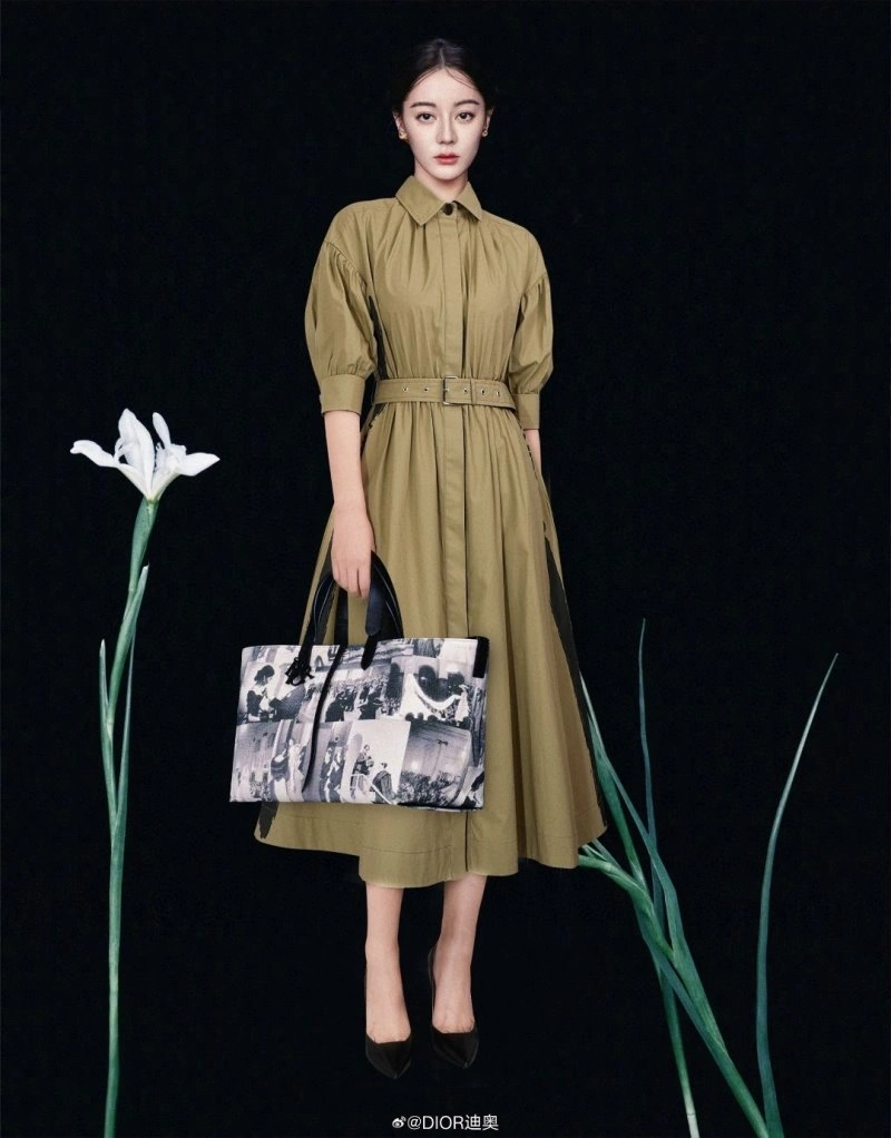 Elegant Christian Dior Dress 113409