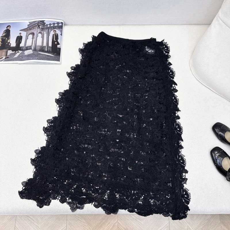 Sophisticated Christian Dior Dress 113376