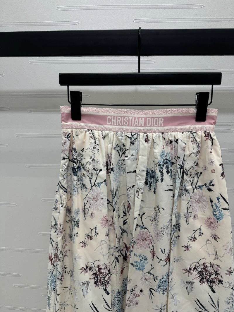 Practical Christian Dior Dress 113331