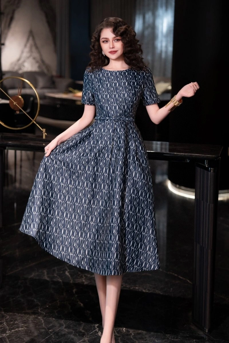 Effortless Christian Dior Dress 113316