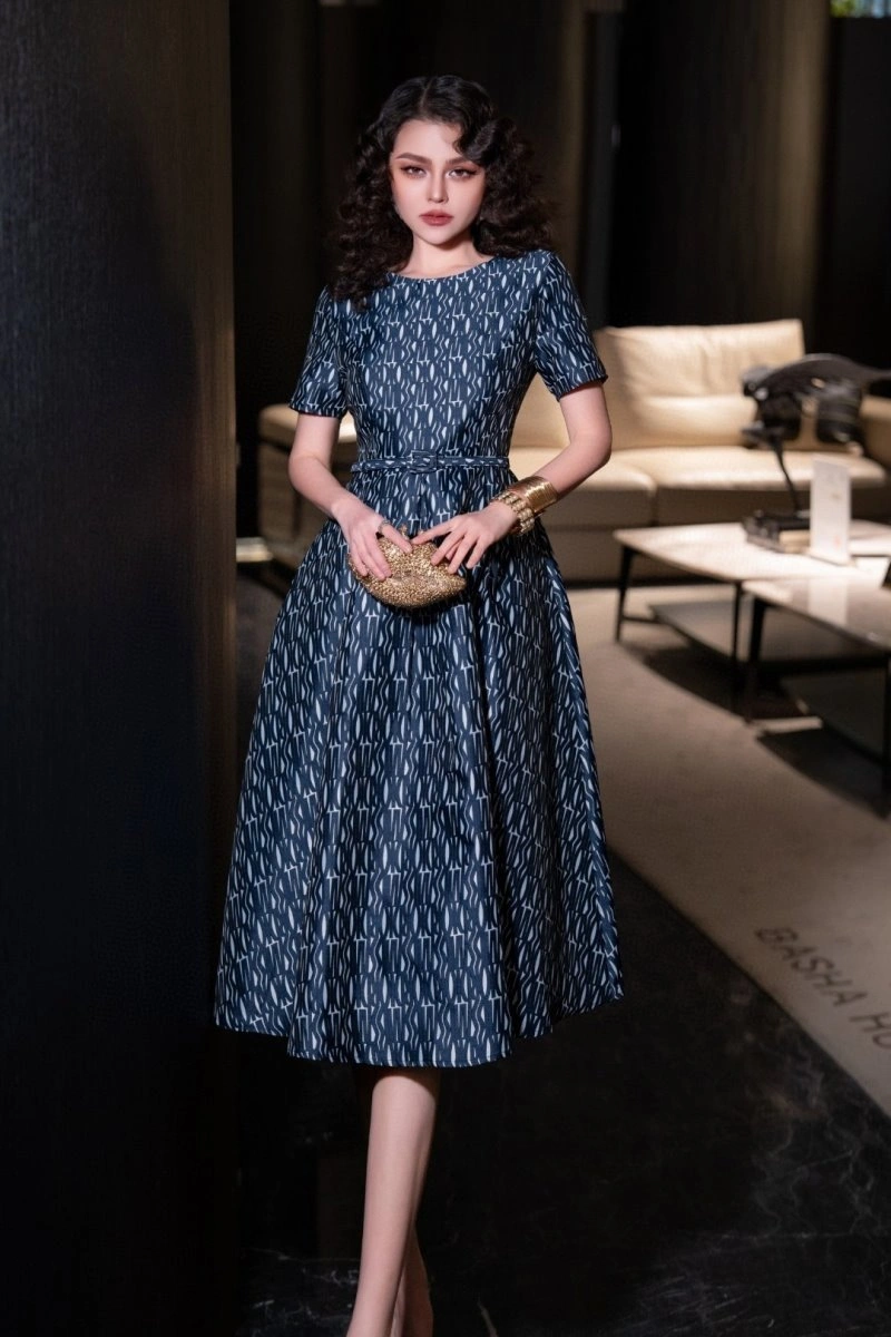 Effortless Christian Dior Dress 113316