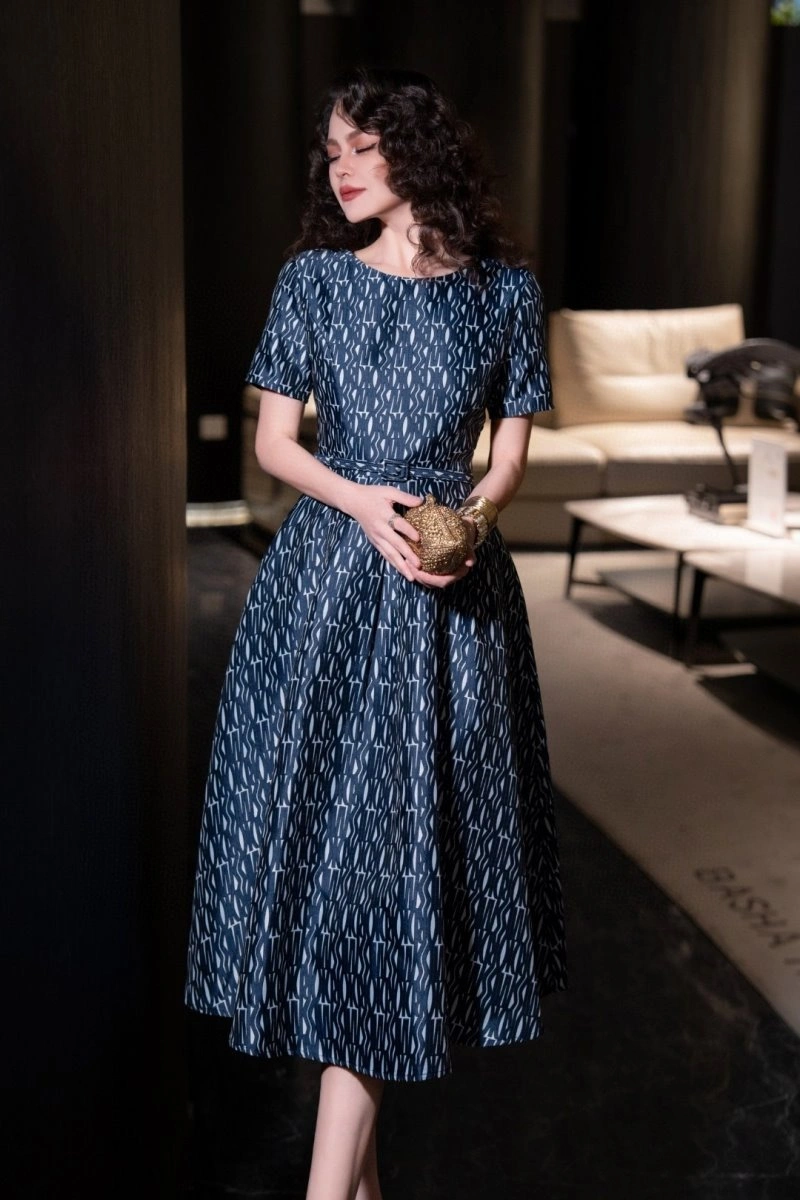 Effortless Christian Dior Dress 113316