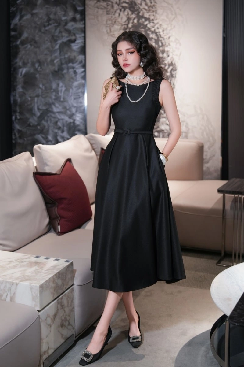 Functional Christian Dior Dress 113312