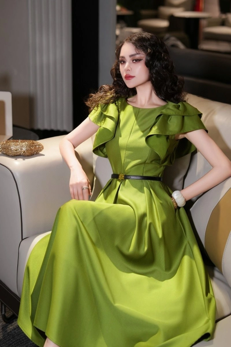 Attractive Christian Dior Dress 113288