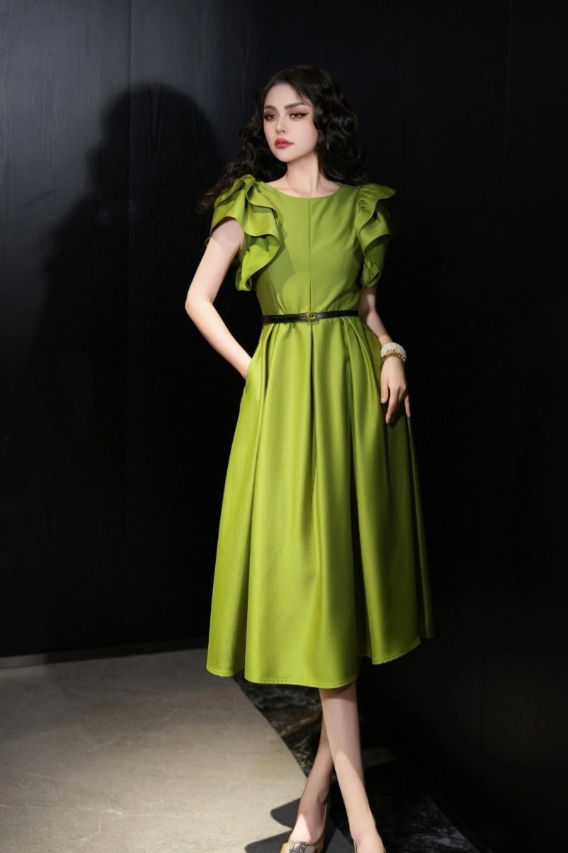 Attractive Christian Dior Dress 113288