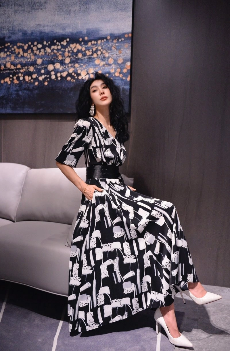 Christian Dior Dress Premium 113283