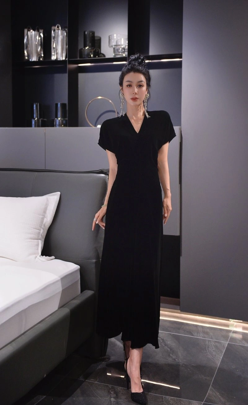 EyeCatching Christian Dior Dress 113275