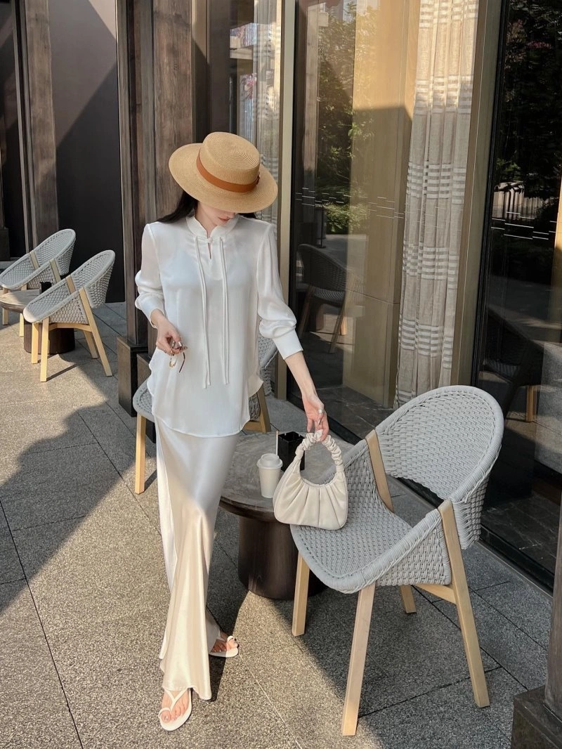 Effortless Christian Dior Dress 113268