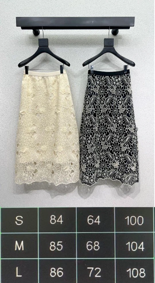 WellDesigned Christian Dior Dress 113227