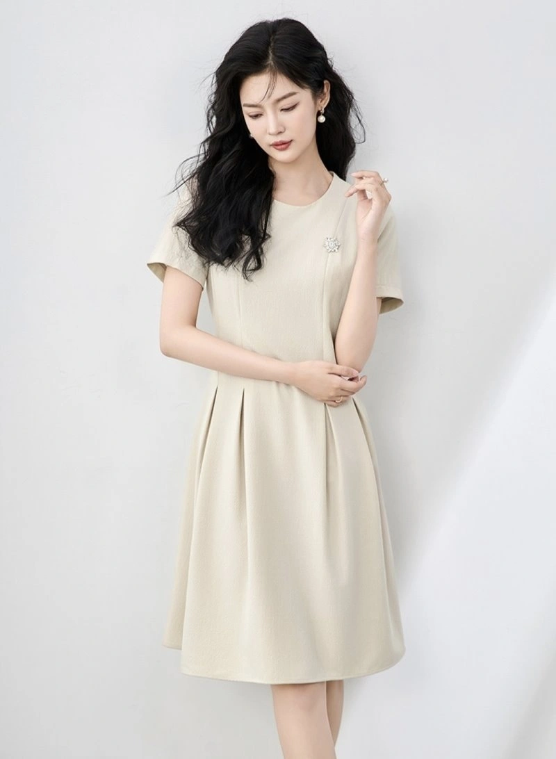 Elegant Christian Dior Dress 113195