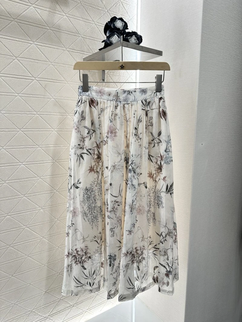 Flexible Christian Dior Dress 113166