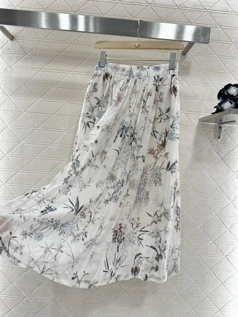 Flexible Christian Dior Dress 113166