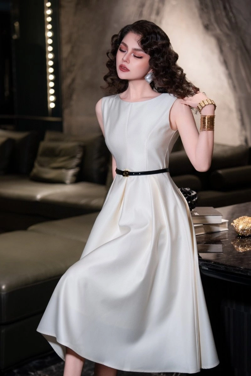 Trendy Christian Dior Dress 113176