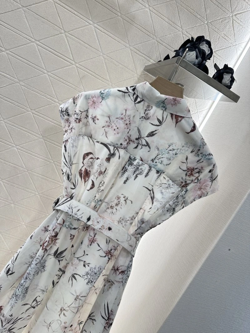 Minimalist Christian Dior Dress 113132