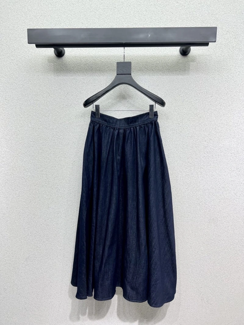Sophisticated Christian Dior Dress 113082