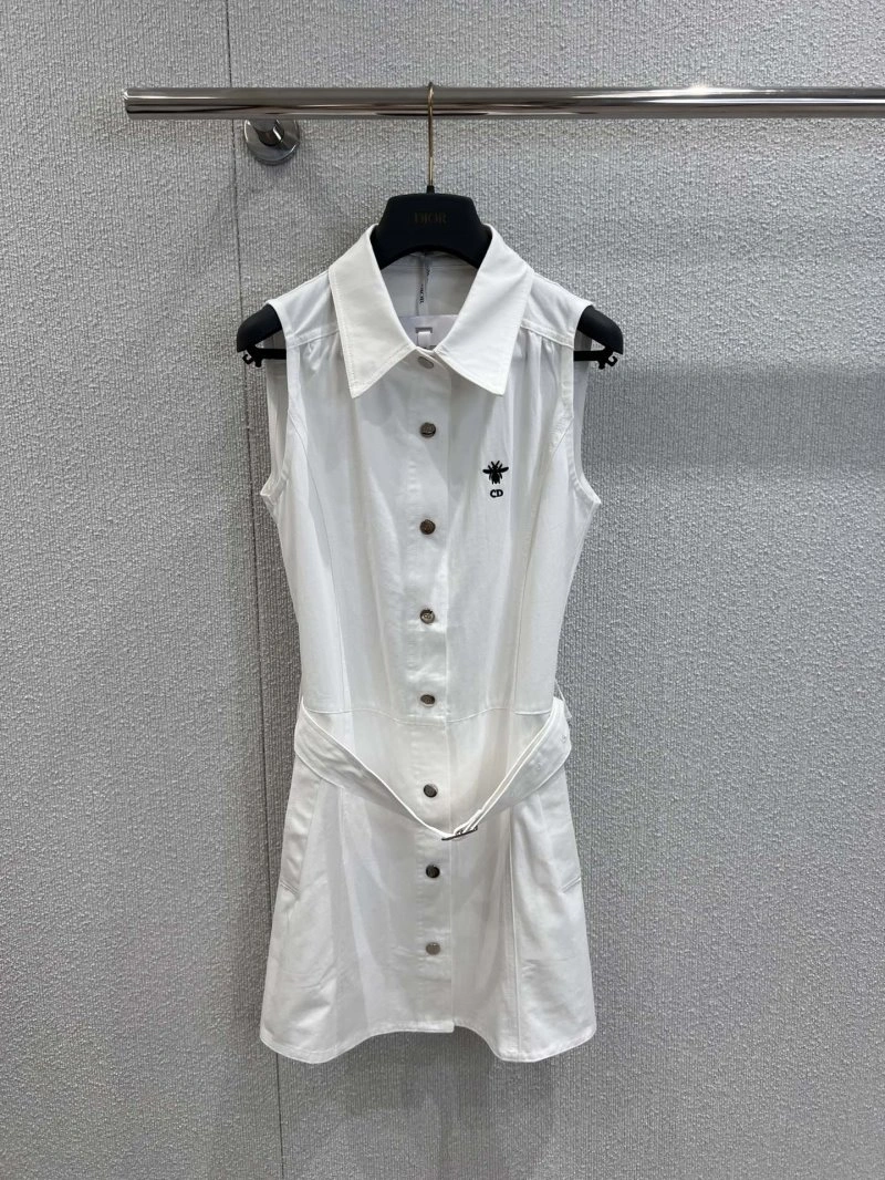 Snug Christian Dior Dress 114621