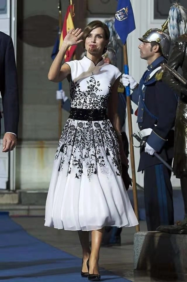 WeatherProof Christian Dior Dress 114626