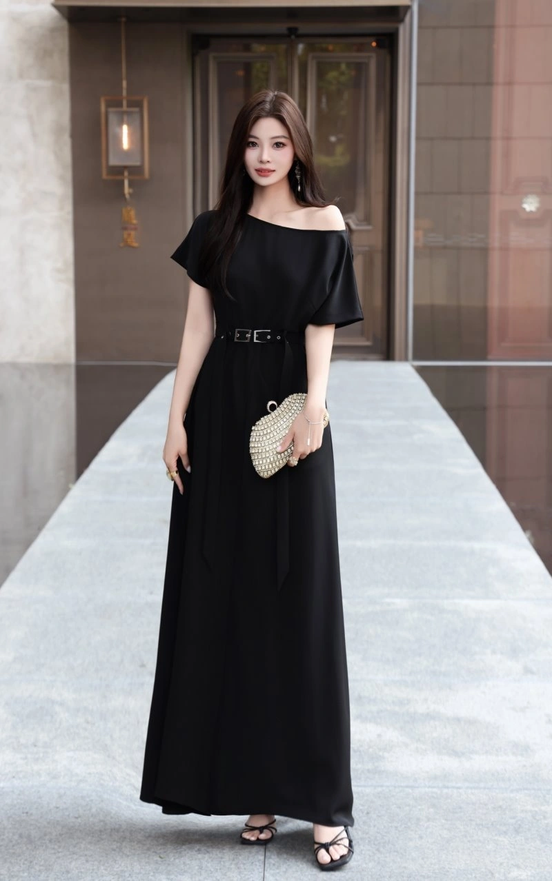 WrinkleFree Christian Dior Dress 114618
