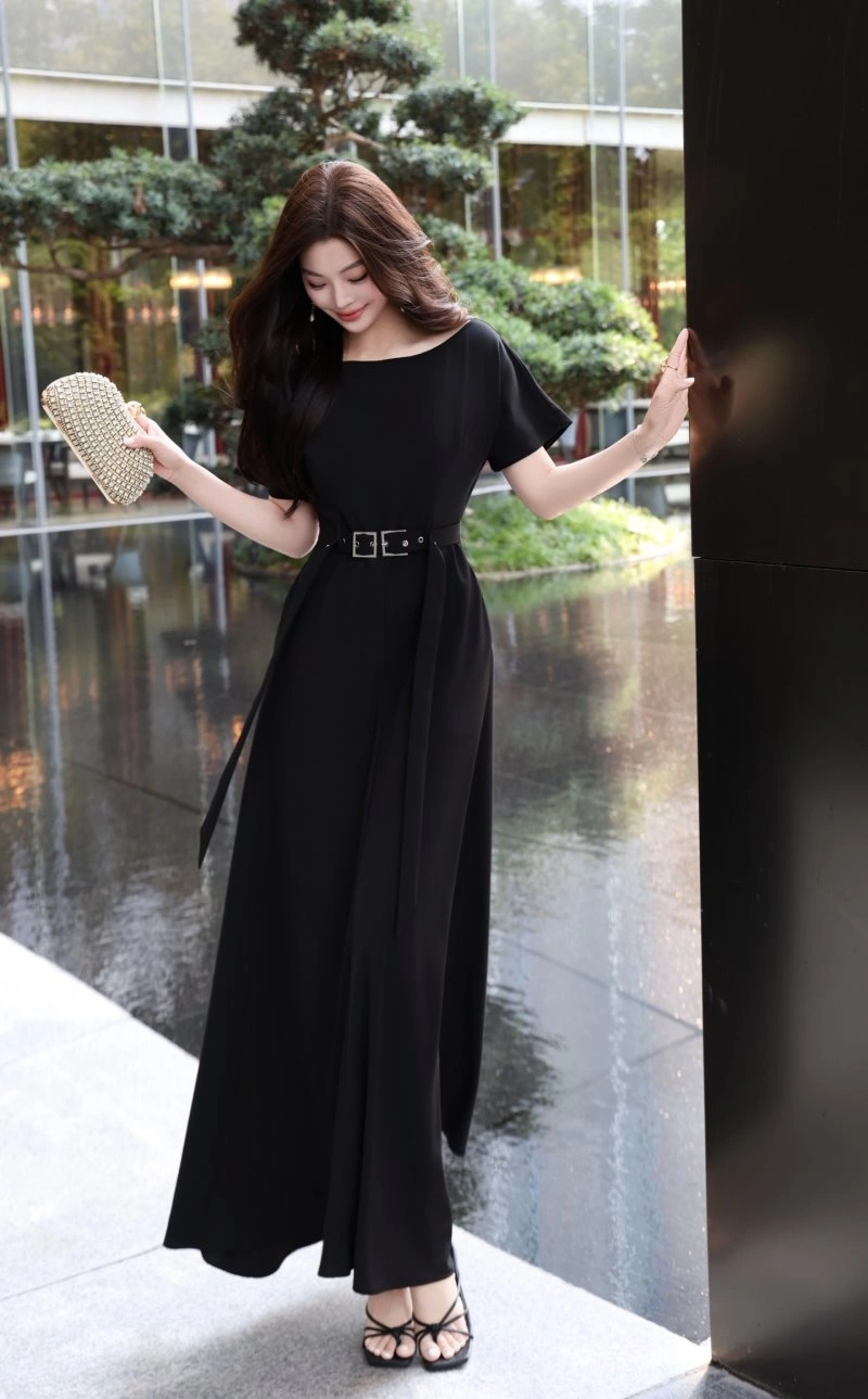 WrinkleFree Christian Dior Dress 114618