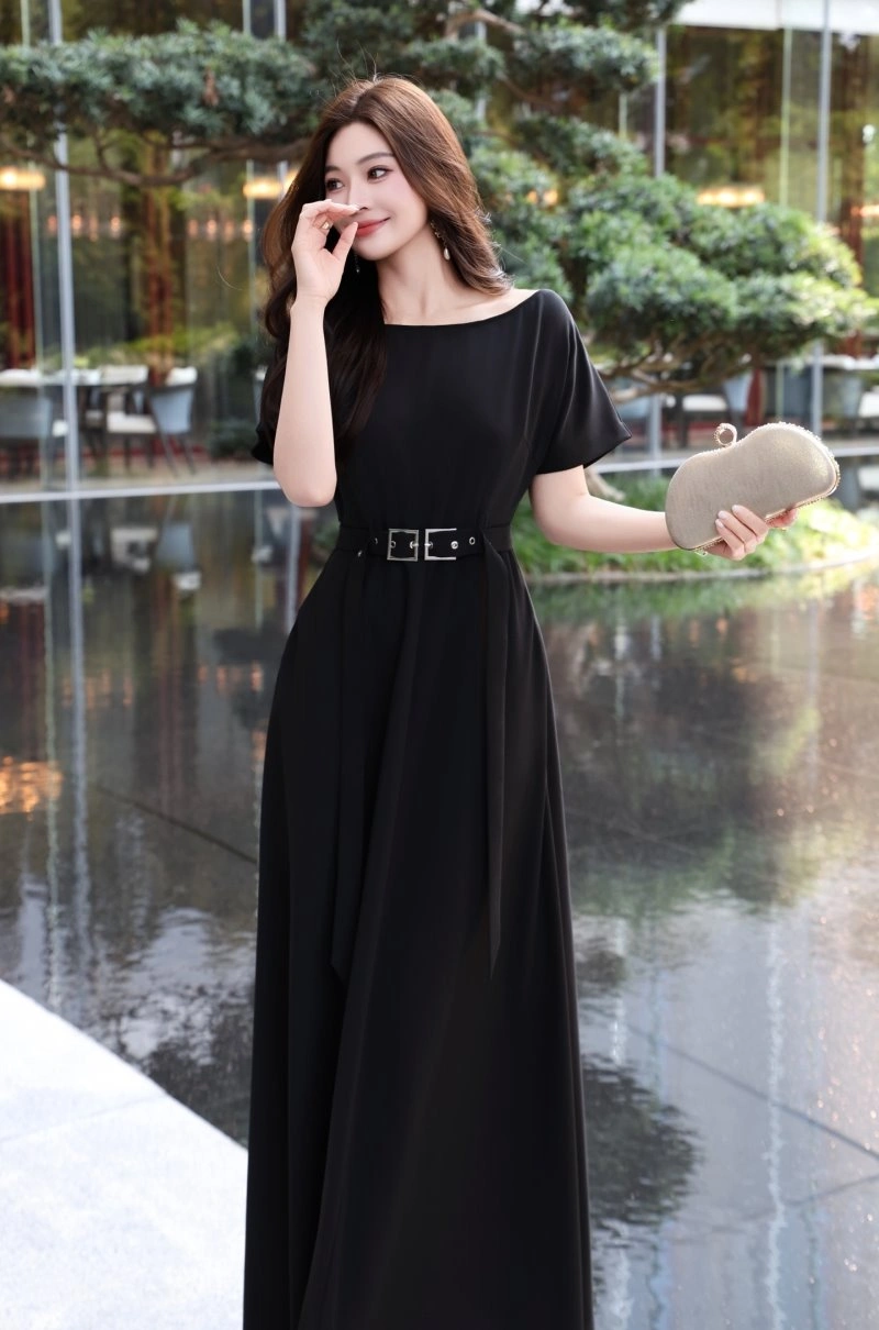 WrinkleFree Christian Dior Dress 114618