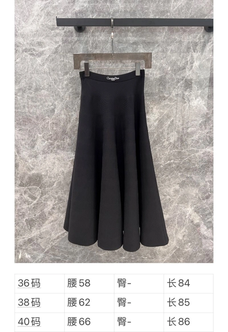 Supportive Christian Dior Dress 114528