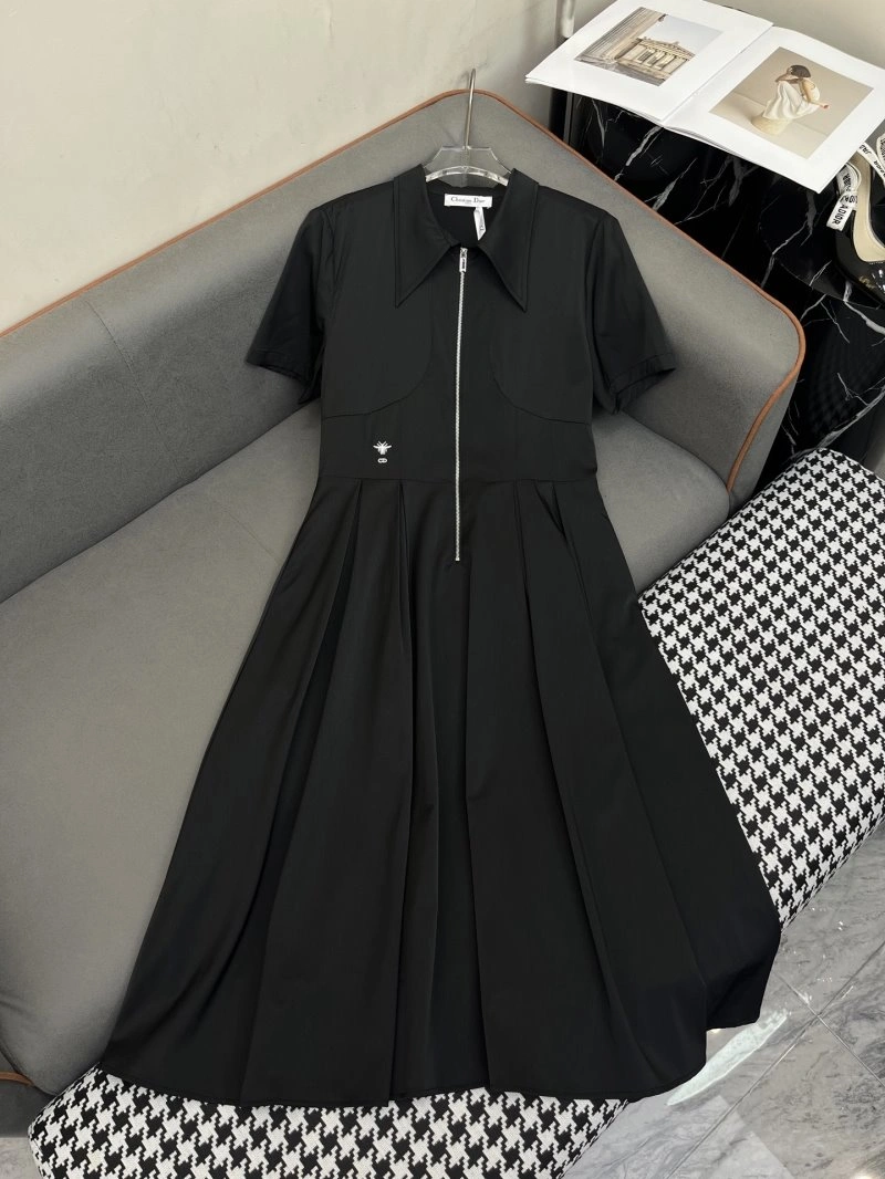 Trendsetting Christian Dior Dress 114516