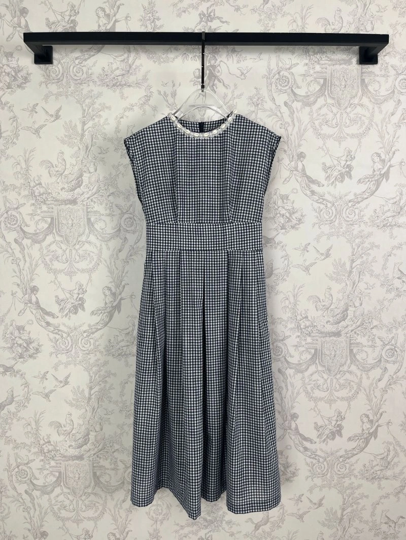 WellDesigned Christian Dior Dress 114515