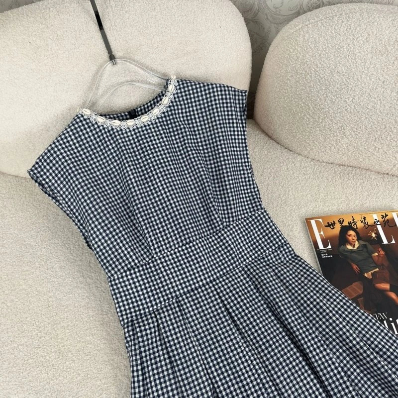 WellDesigned Christian Dior Dress 114515
