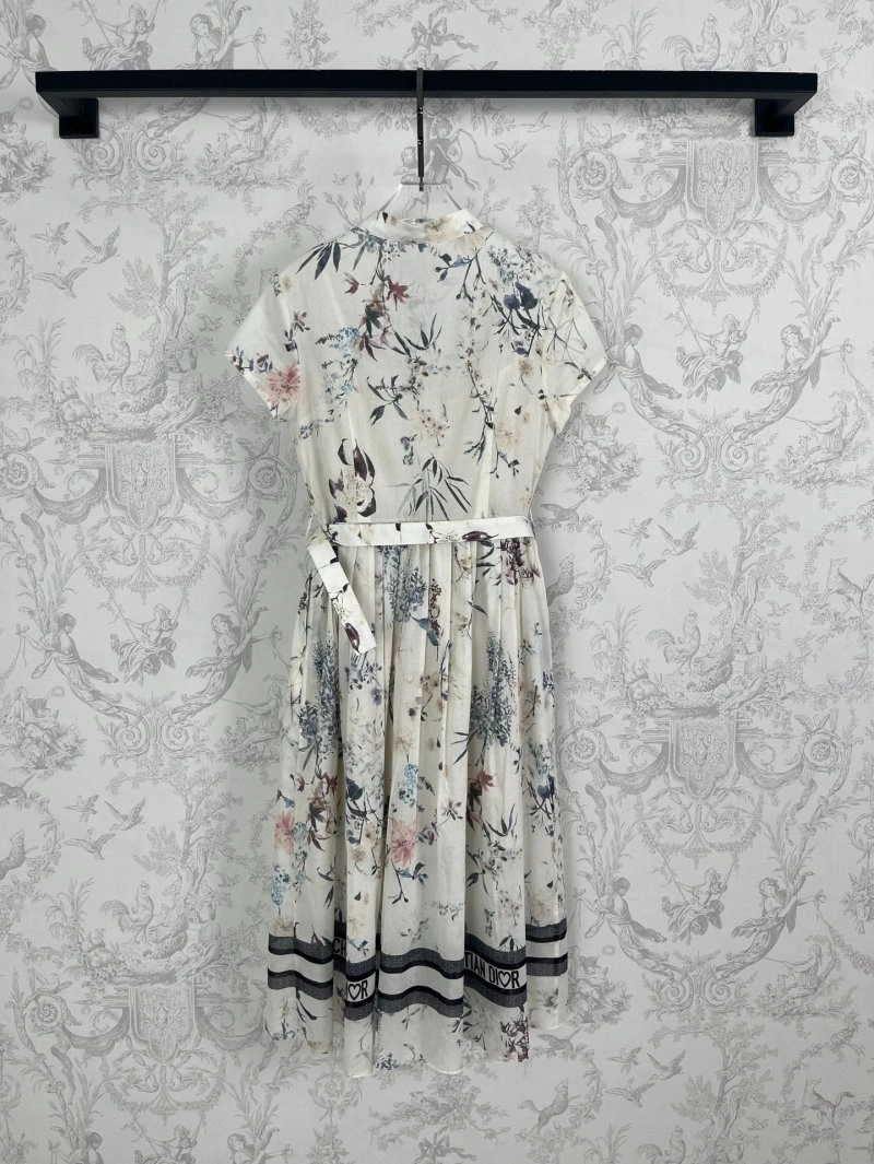 Trendsetting Christian Dior Dress 114501