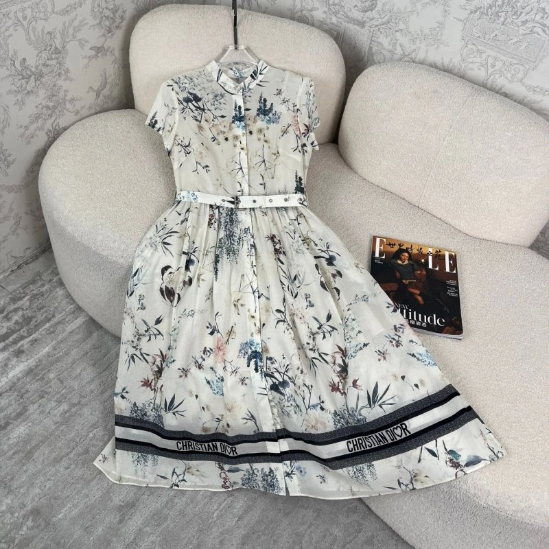 Trendsetting Christian Dior Dress 114501