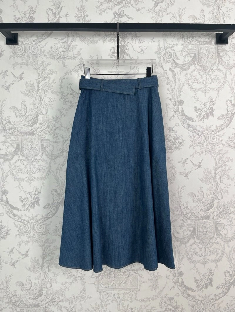 Trendsetting Christian Dior Dress 114512