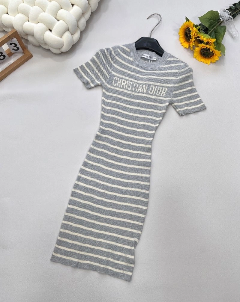Attractive Christian Dior Dress 112536