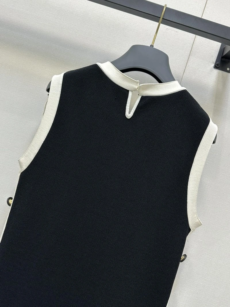 Durable Christian Dior Dress 112501