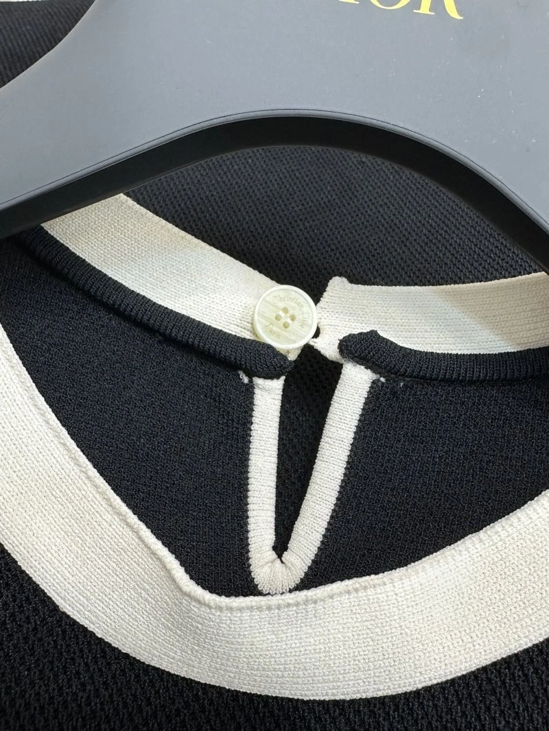 Durable Christian Dior Dress 112501