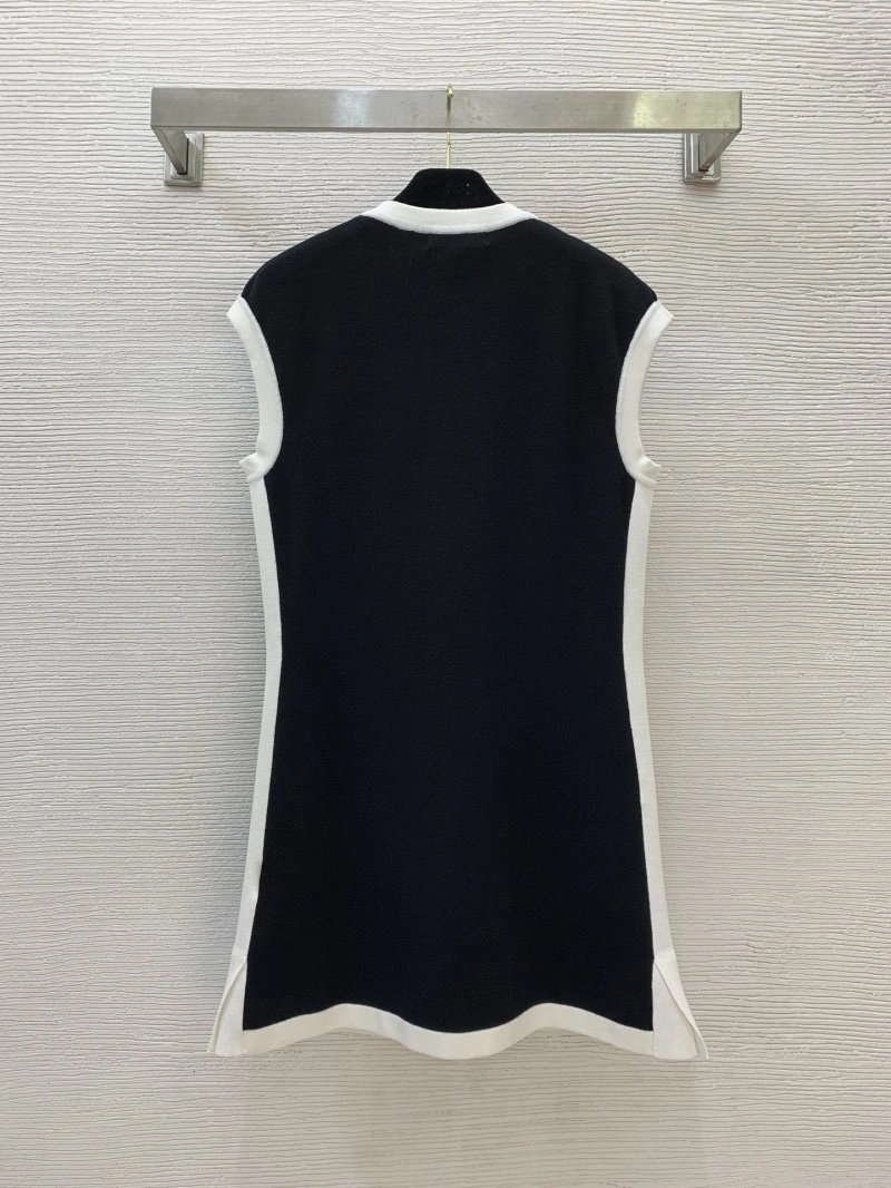 Versatile Christian Dior Dress 112524