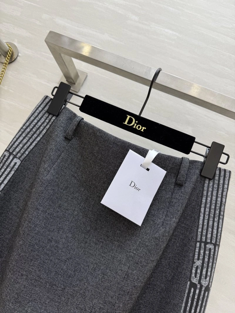 Christian Dior Dress Trendsetting 112419