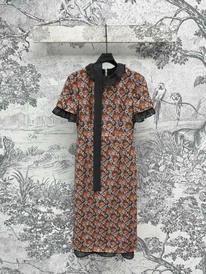 Supportive Christian Dior Dress 112423