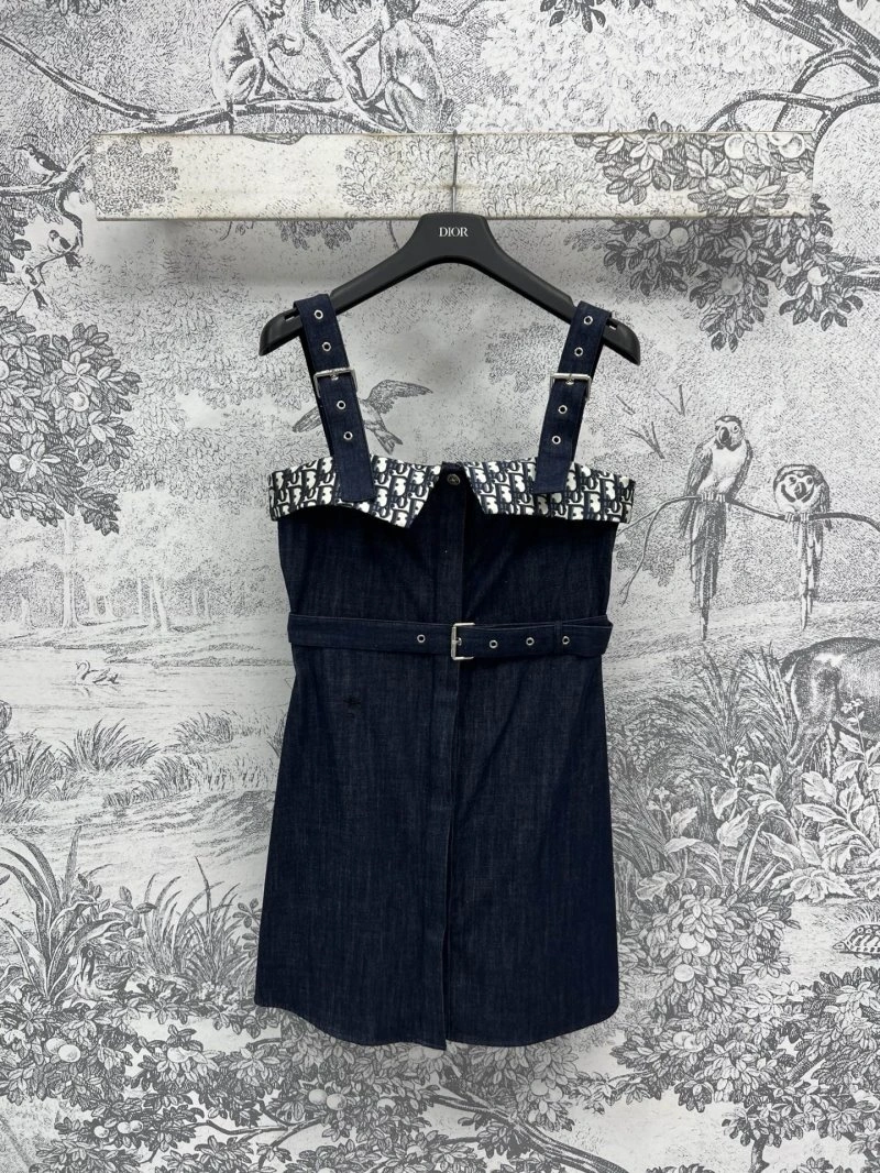 Sleek Christian Dior Dress 112436
