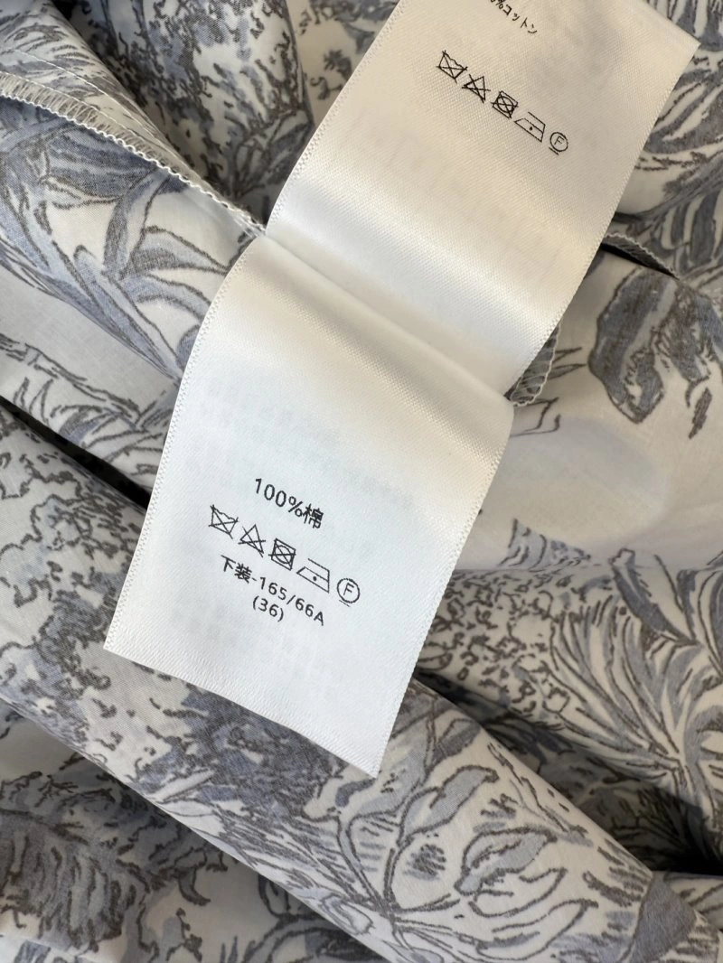 Vibrant Christian Dior Dress 112407