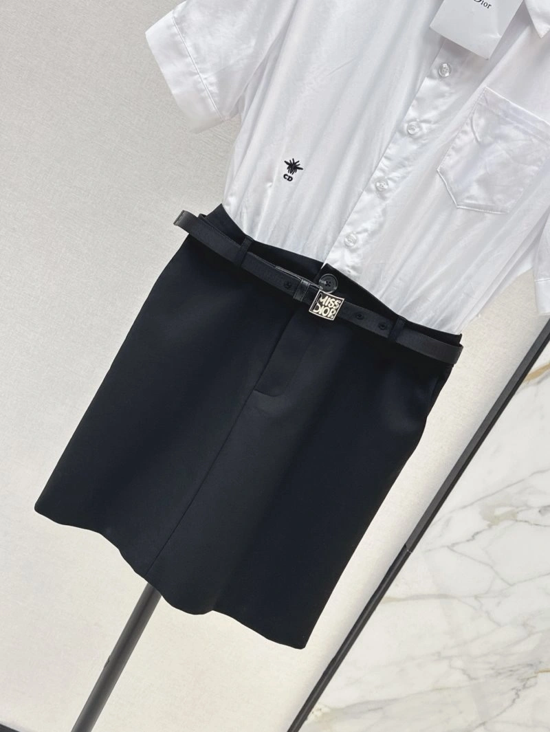 Bright Christian Dior Dress 112404